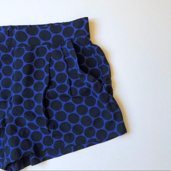 Aritzia Babaton Alvin Shorts- Blue Polka Dot Sz 0 - Picture 3 of 4